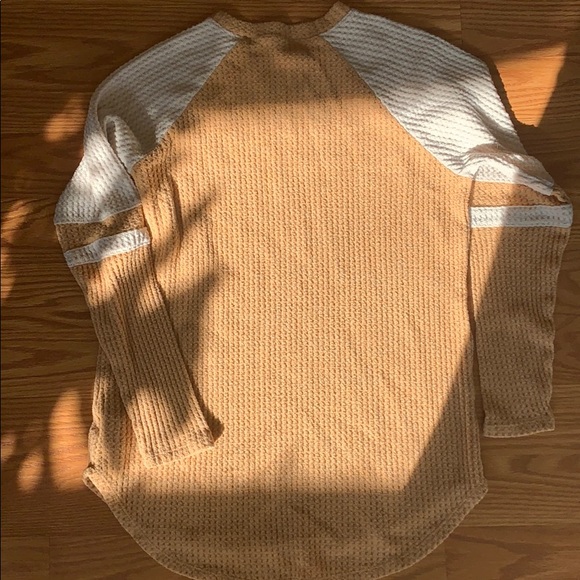 American eagle textured top - Picture 3 of 4